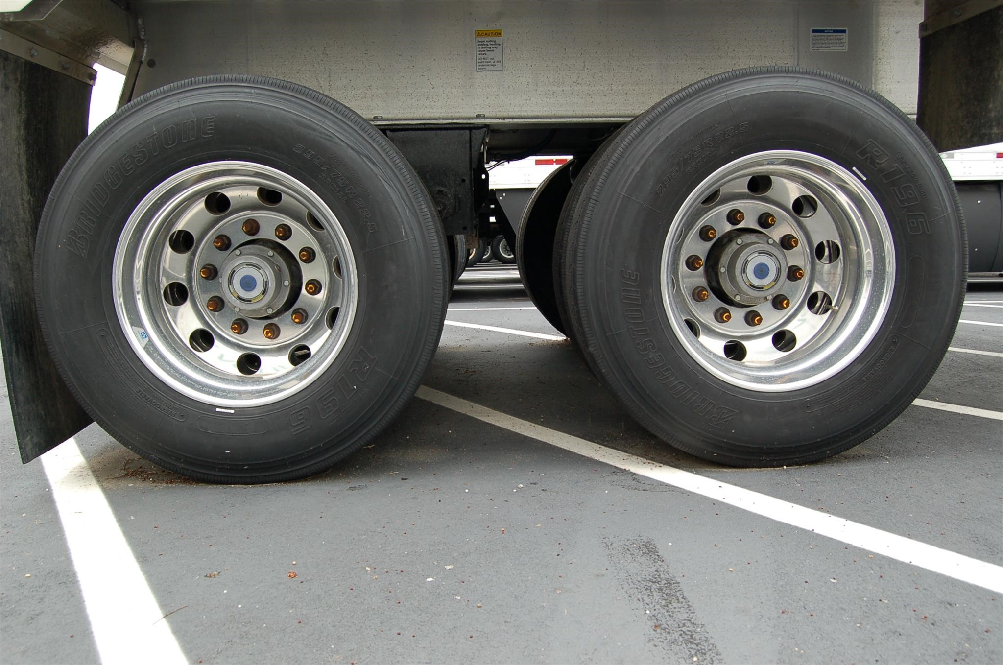 2026 EAST GENESIS ALUMINUM FRAMELESS END DUMP TRAILER - image 3 of 4