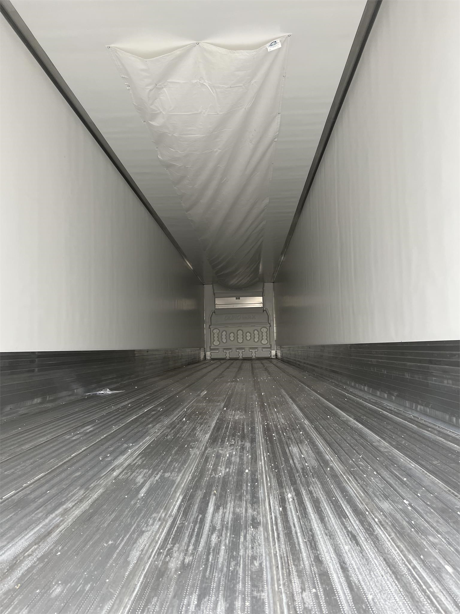 2024 UTILITY 3000R REEFER WITH FLAT FLOORS - image 6 of 6