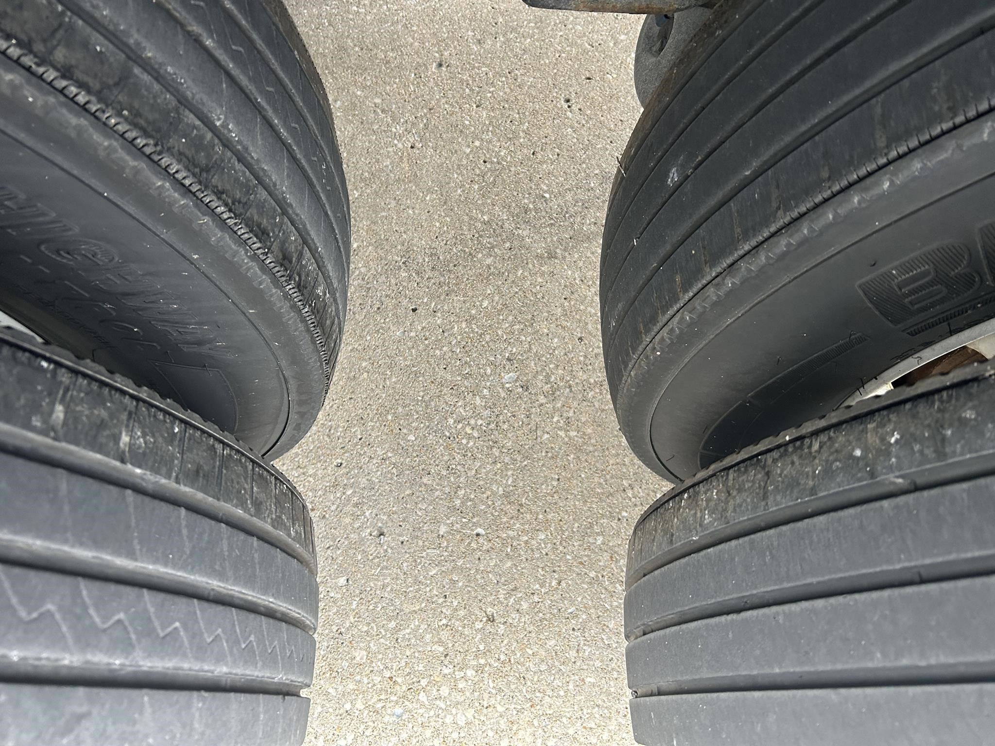 2021 UTILITY 4000D-X 9031826857 2021 UTILITY 4000D-X 9031826857