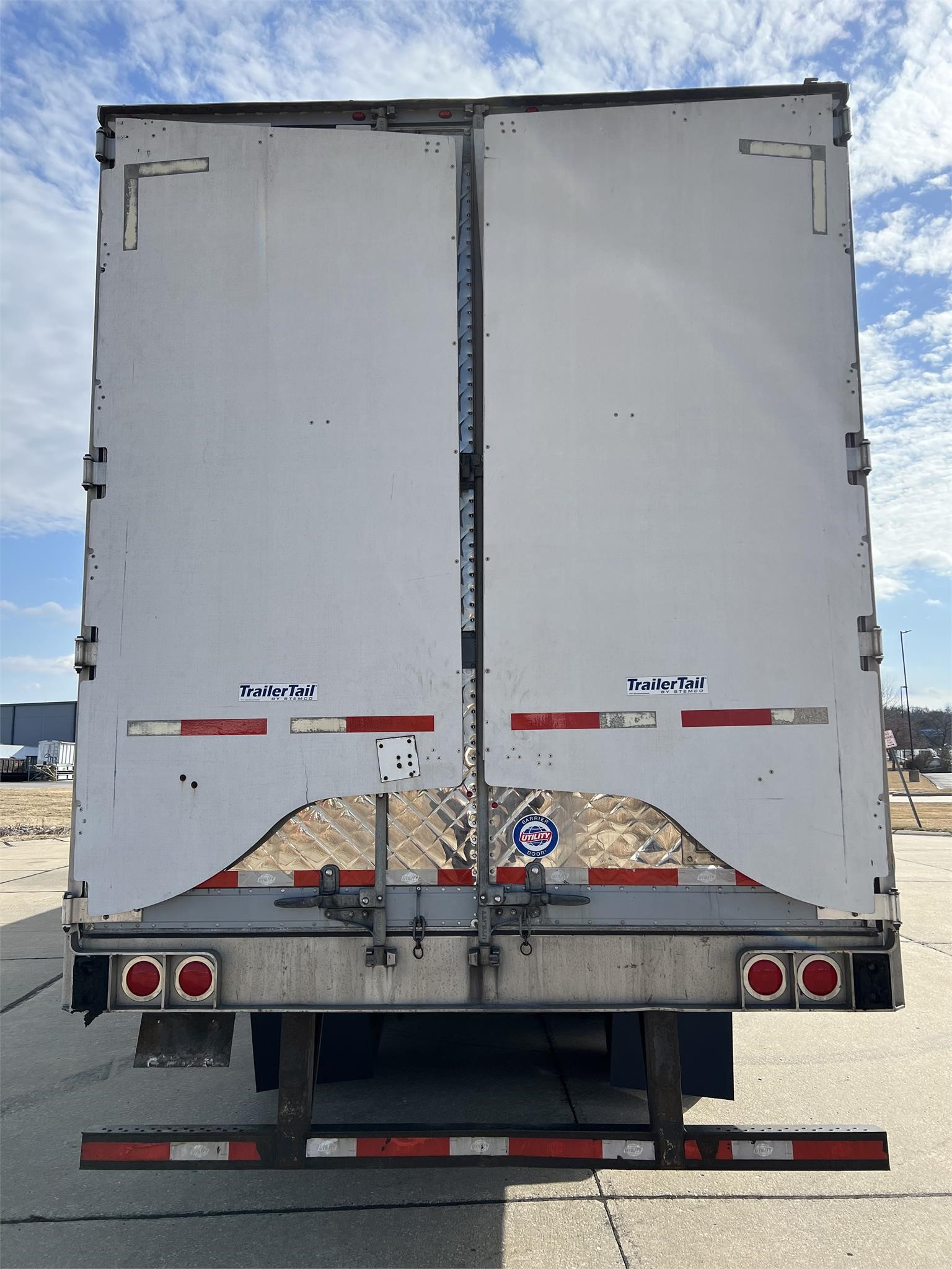 2015 UTILITY 3000R 8057819063 2015 UTILITY 3000R 8057819063