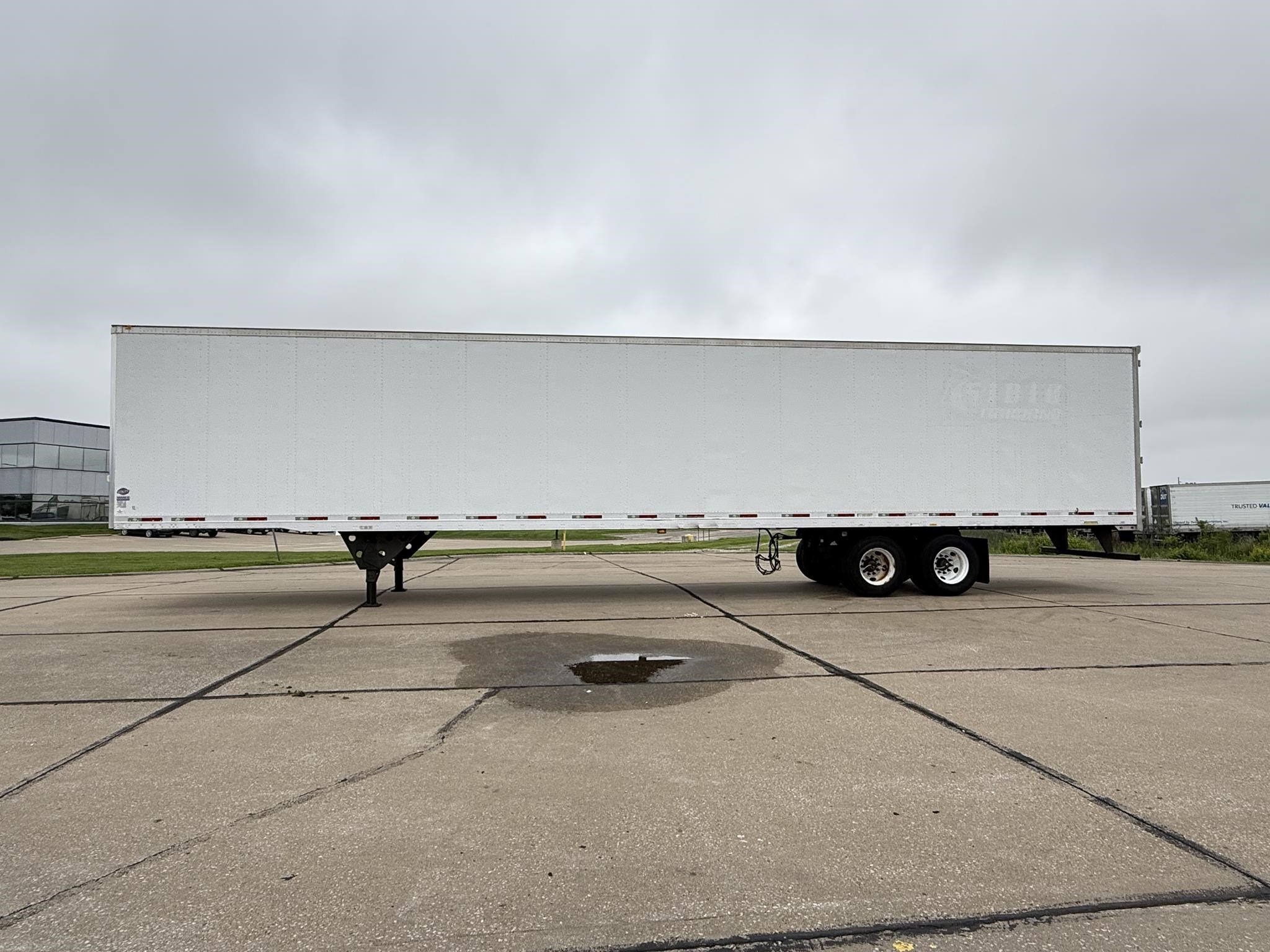 2016 UTILITY 4000D-X - image 3 of 6