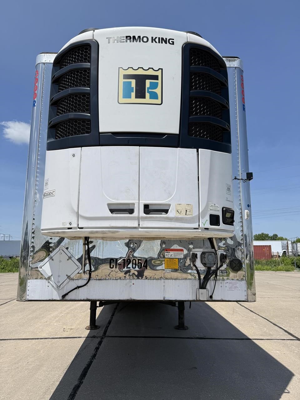2016 UTILITY 3000R - image 2 of 6