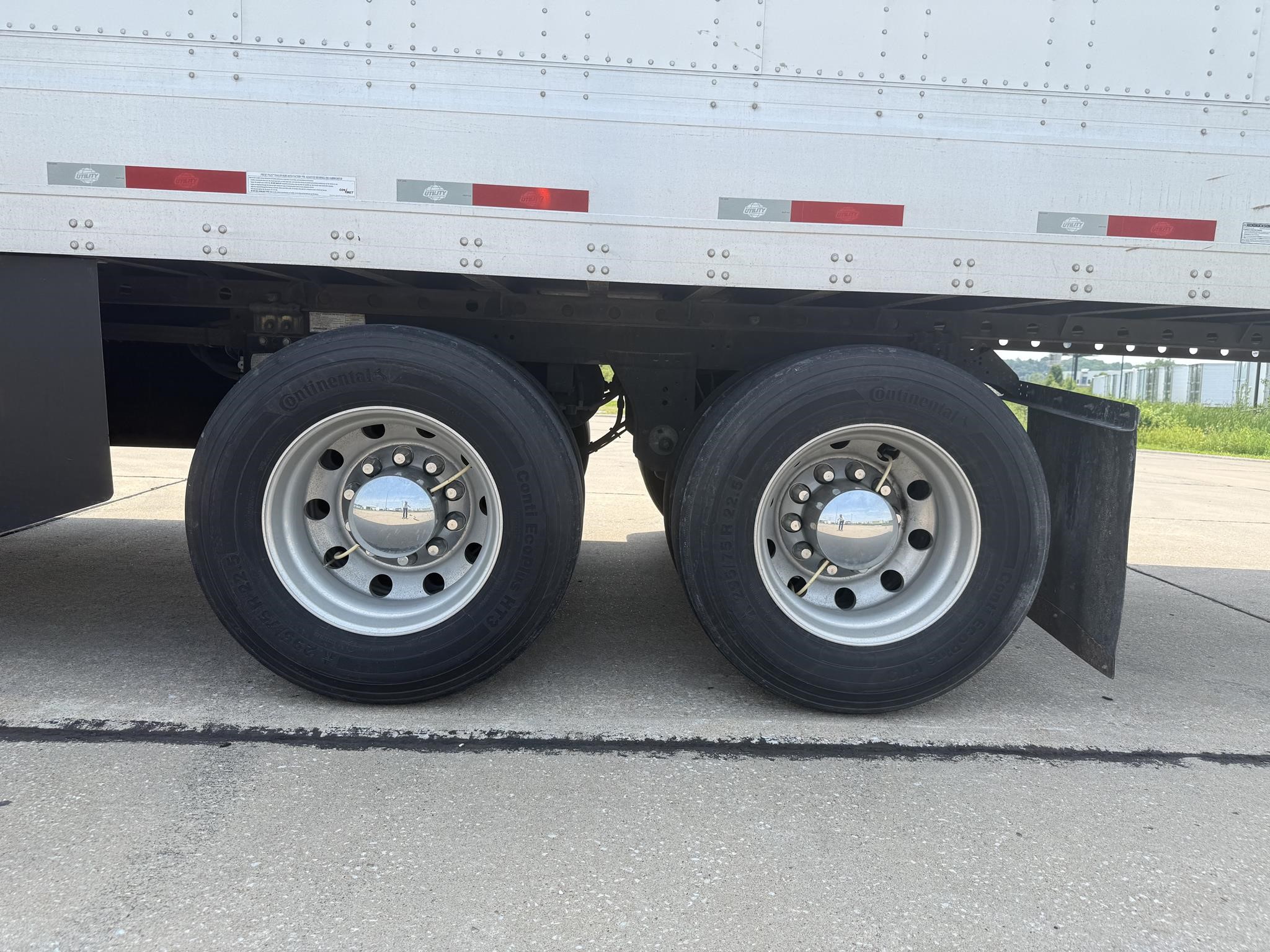 2023 UTILITY 4000D-X TBR - image 5 of 6