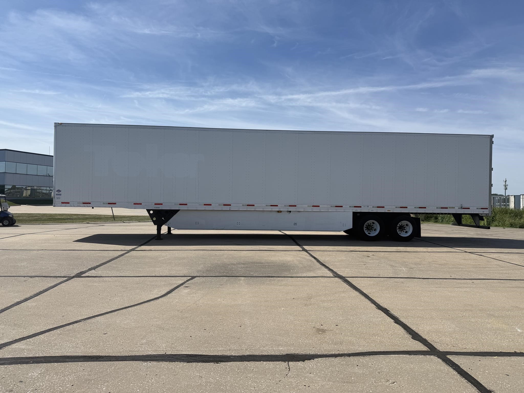 2019 UTILITY 4000D-X - image 4 of 6
