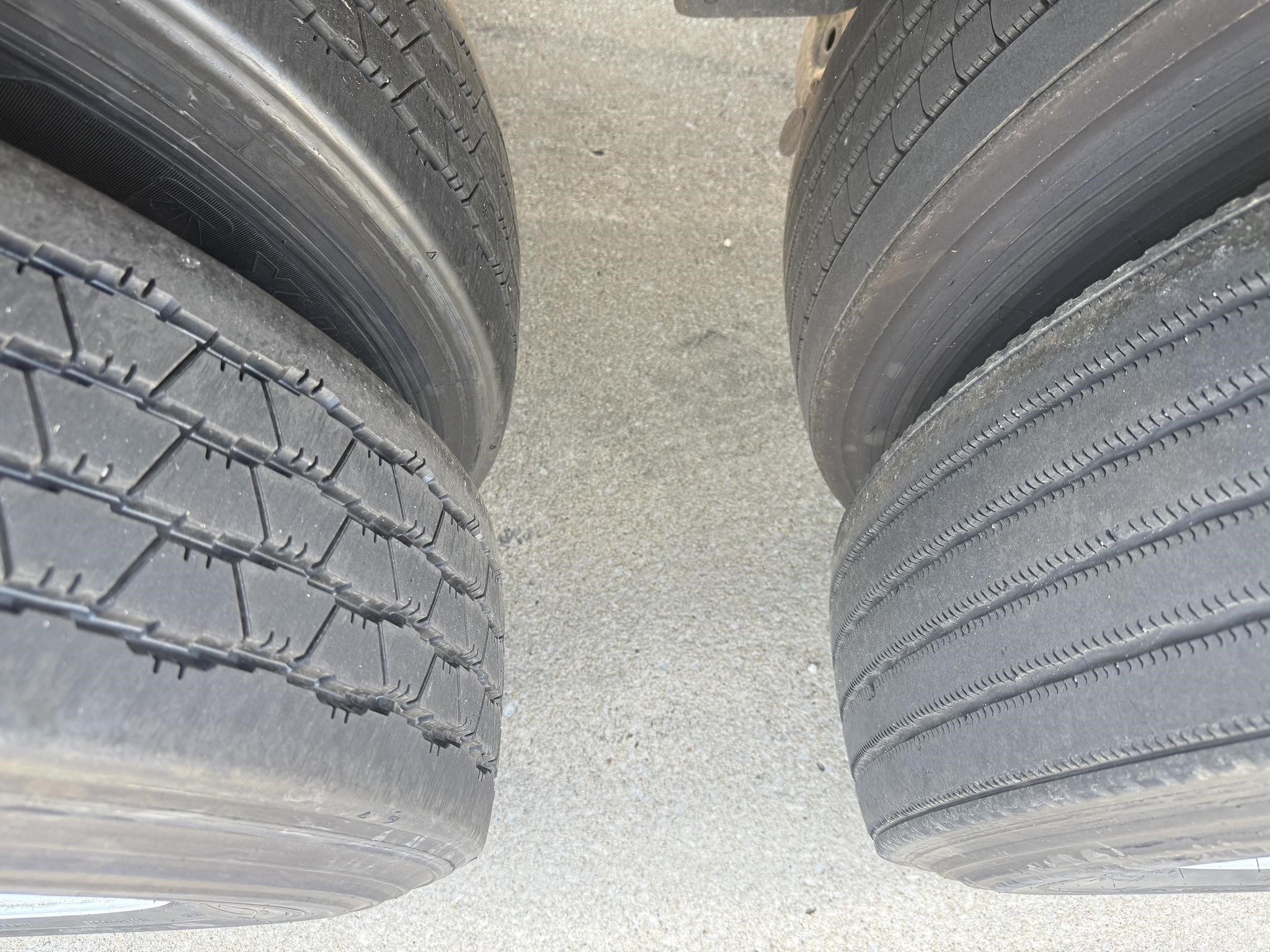 2019 UTILITY 4000D-X - image 6 of 6