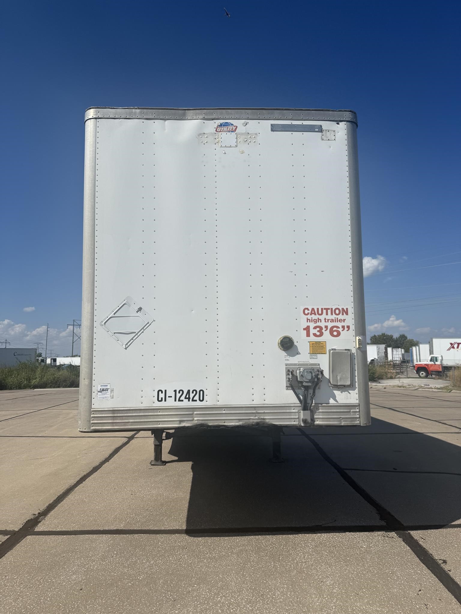 2012 UTILITY 4000D-X - image 2 of 6