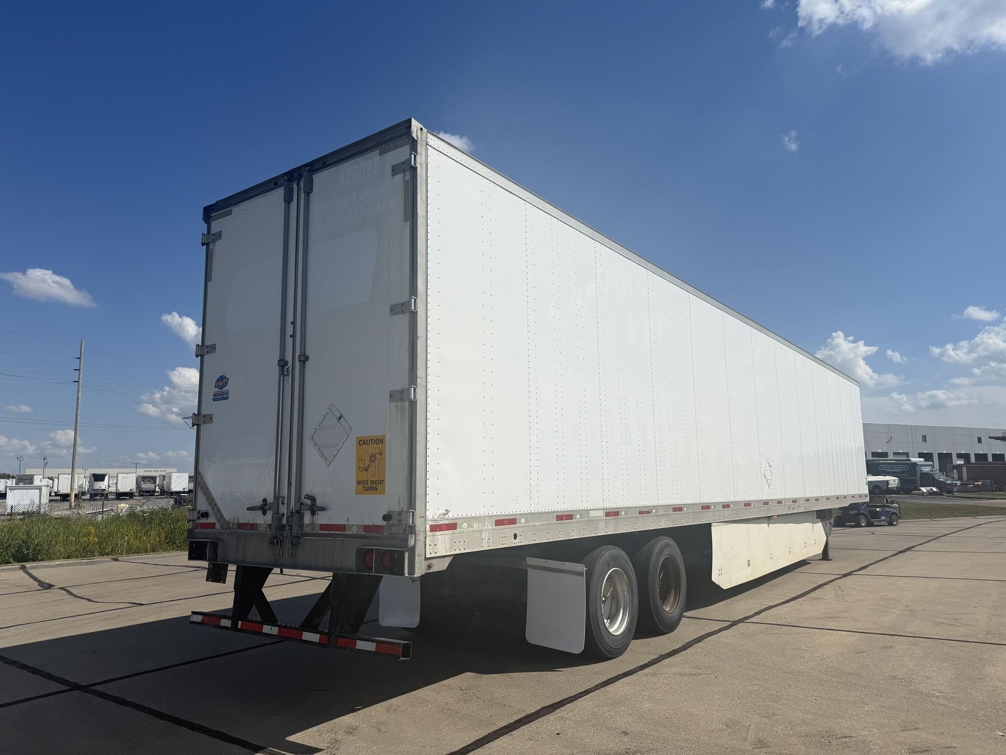 2012 UTILITY 4000D-X 10013679868 2012 UTILITY 4000D-X 10013679868