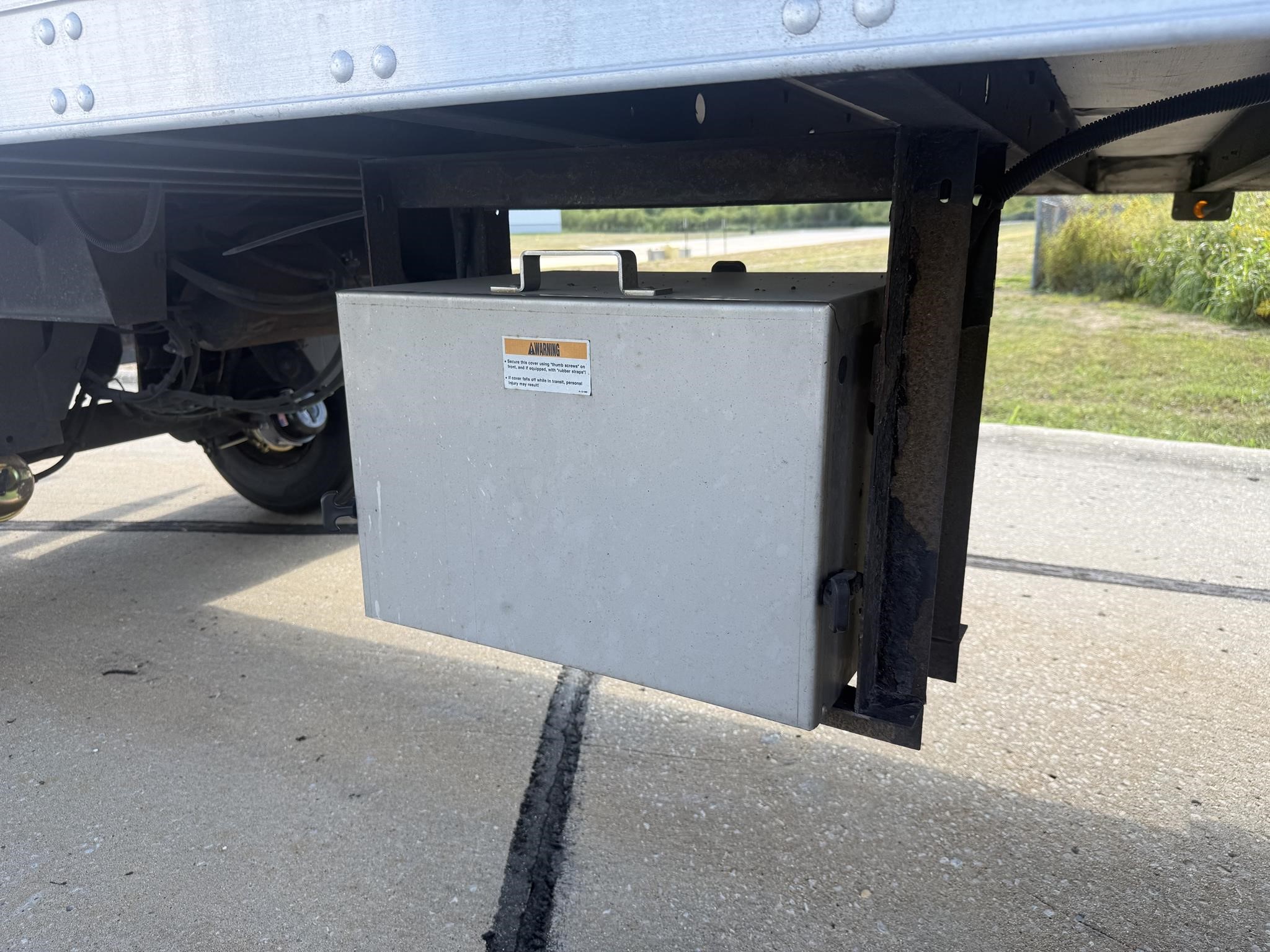 2017 UTILITY 3000R - image 4 of 6