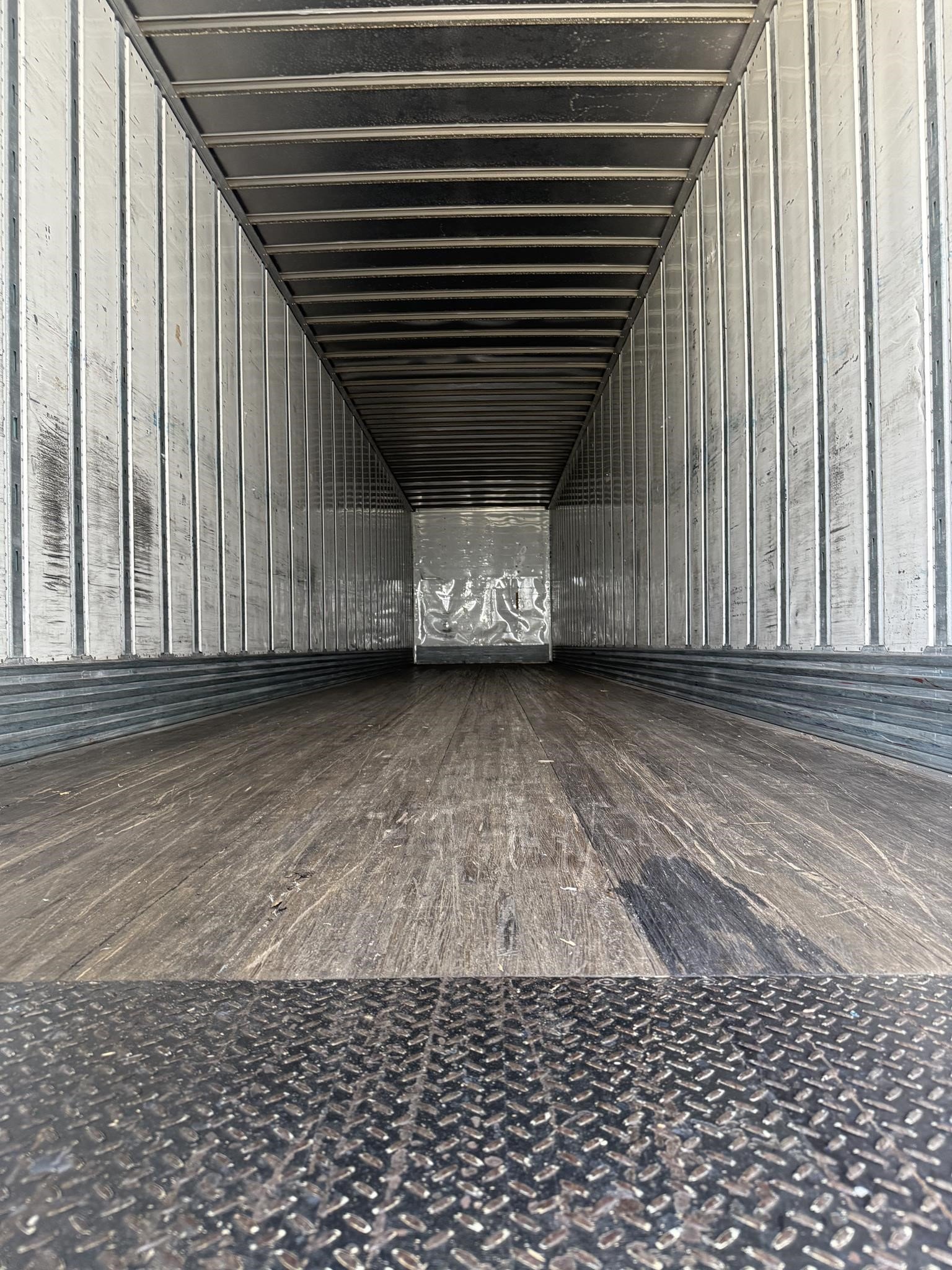 2017 UTILITY 4000D-X 10006738760 2017 UTILITY 4000D-X 10006738760