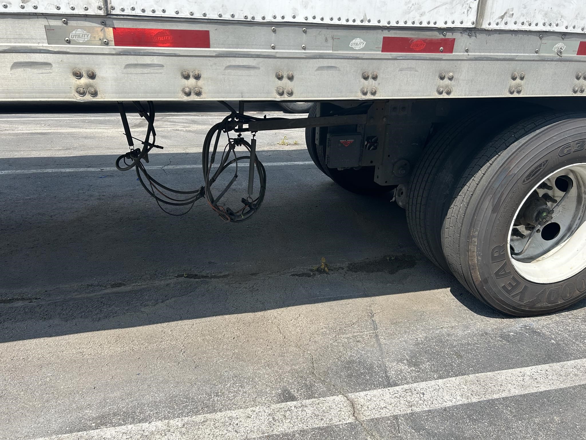 2017 UTILITY 4000D-X 2017 UTILITY 4000D-X - image 4 of 6