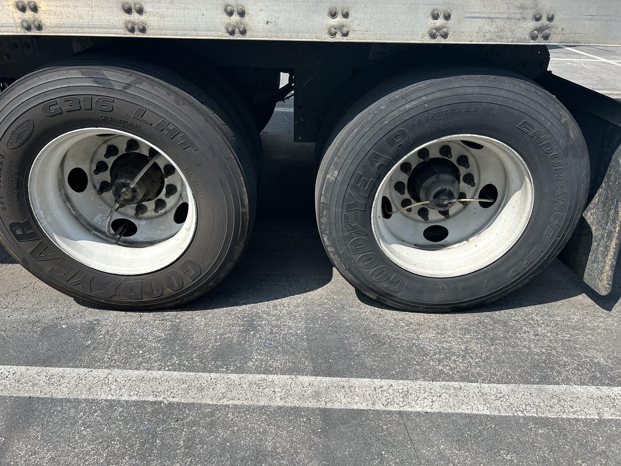 2017 UTILITY 4000D-X 2017 UTILITY 4000D-X - image 5 of 6