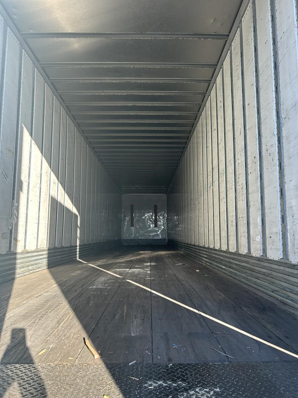 2017 UTILITY 4000D-X 10020518817 2017 UTILITY 4000D-X 10020518817