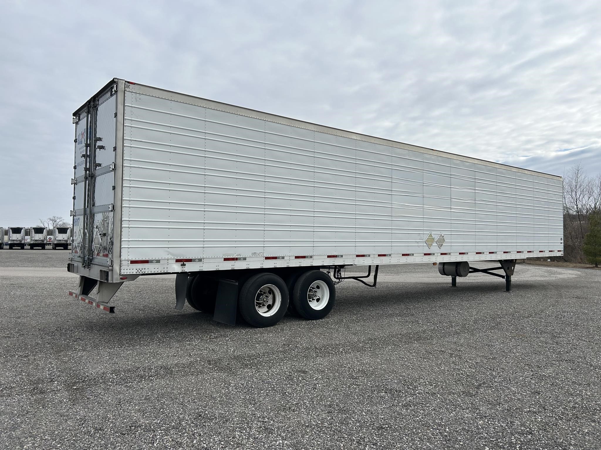 2018 UTILITY 3000R 11001925157 2018 UTILITY 3000R 11001925157