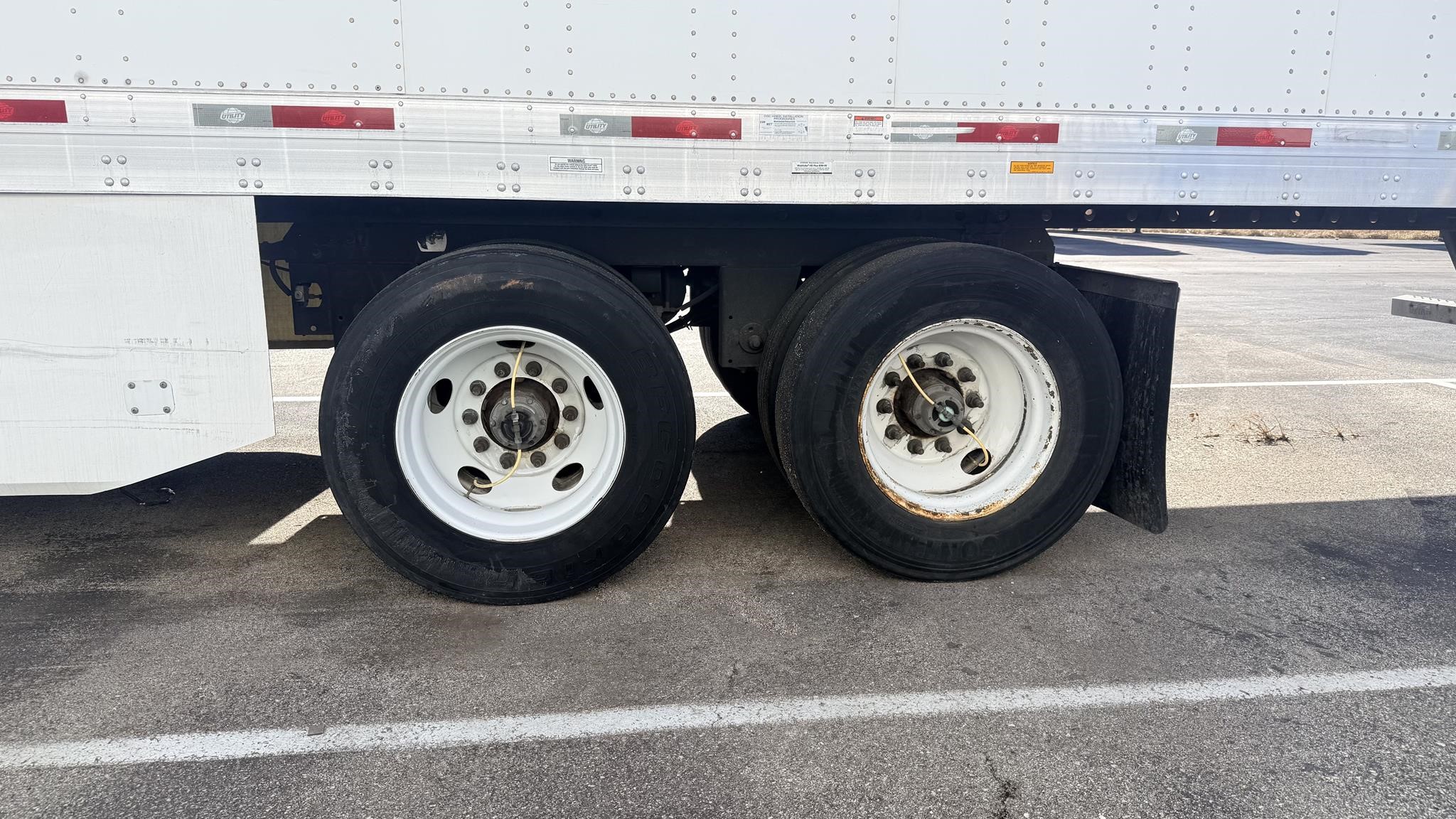 2019 UTILITY 4000D-X 11005774696 2019 UTILITY 4000D-X 11005774696