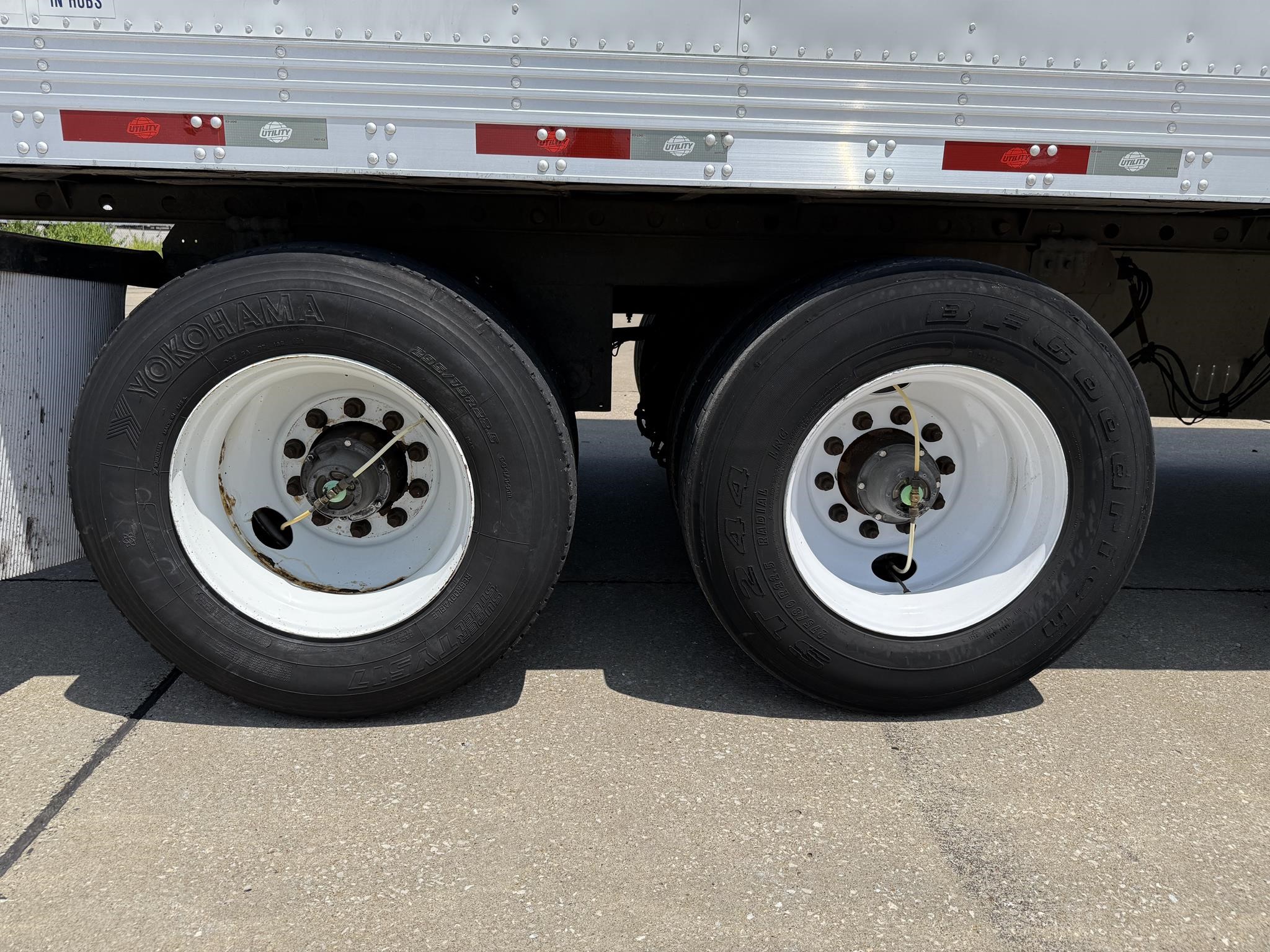 2016 UTILITY 3000R 9068946839 2016 UTILITY 3000R 9068946839