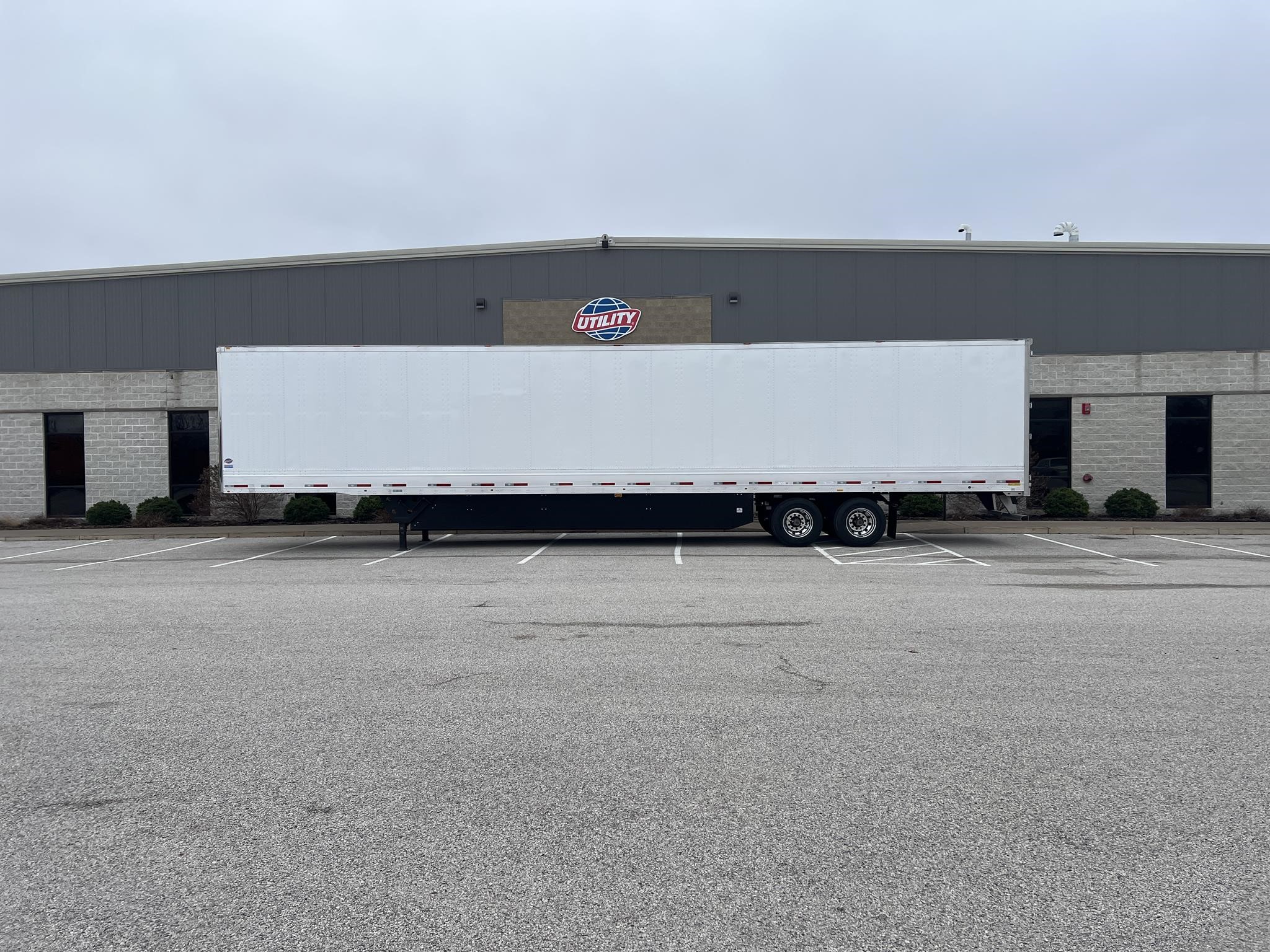 2027 UTILITY 4000D-X 2027 UTILITY 4000D-X - image 6 of 6