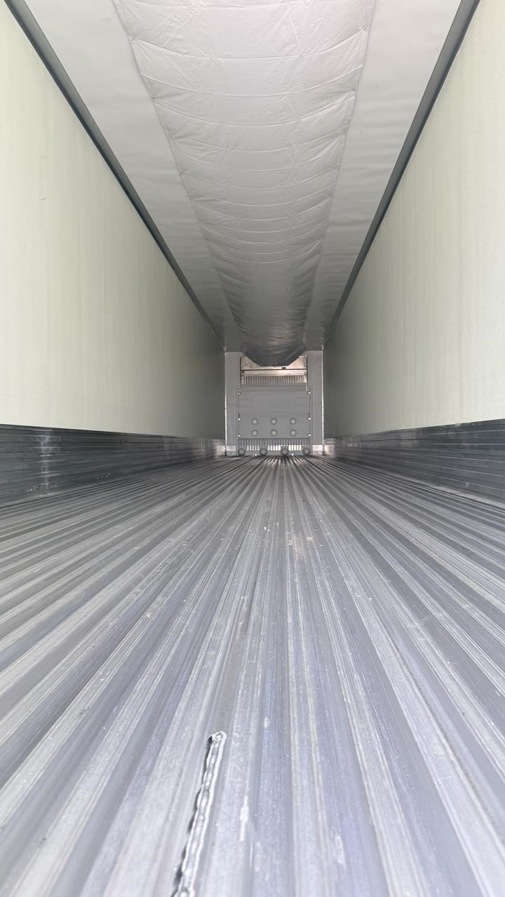 2027 UTILITY 3000R 10026237686 2027 UTILITY 3000R 10026237686