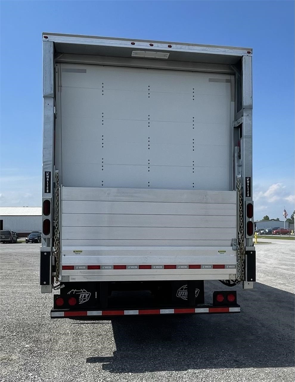 2027 UTILITY 4000D-X 2027 UTILITY 4000D-X - image 6 of 6