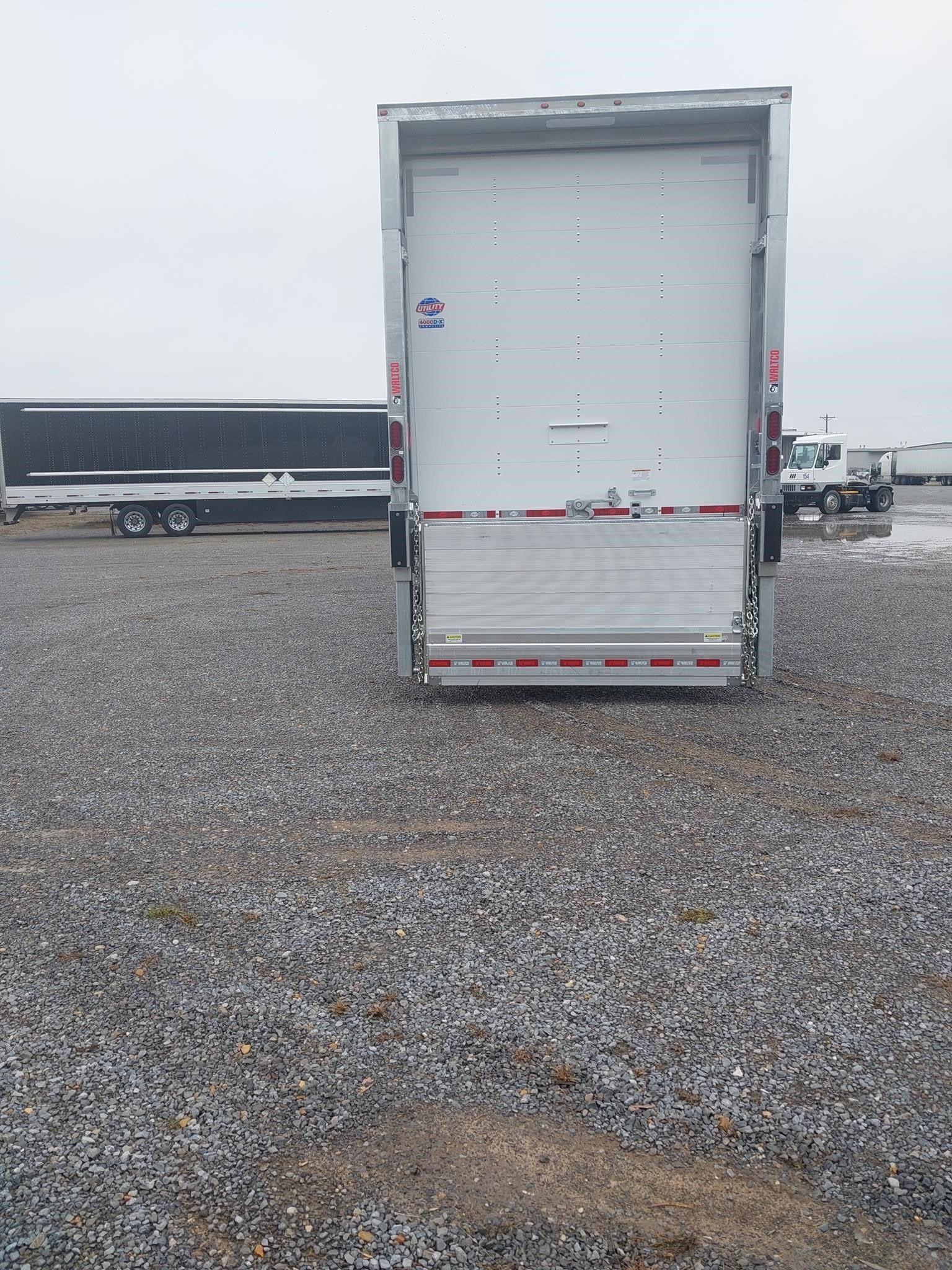 2027 UTILITY 4000D-X 10021773983 2027 UTILITY 4000D-X 10021773983