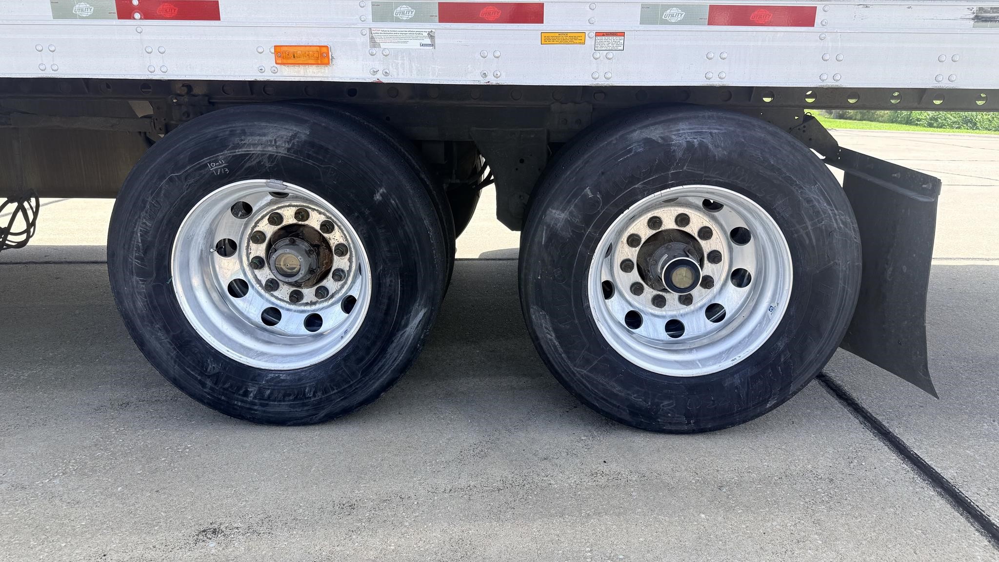 2019 UTILITY 3000R 2019 UTILITY 3000R - image 4 of 6