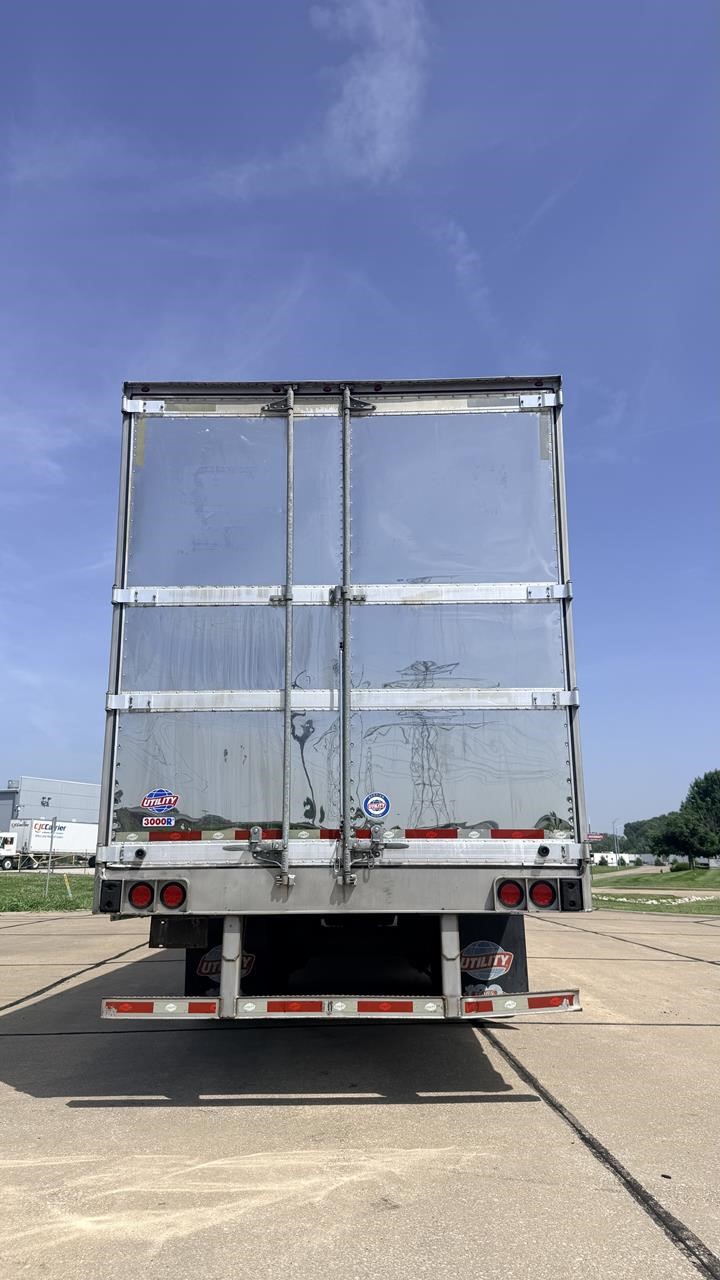 2019 UTILITY 3000R 11031671126 2019 UTILITY 3000R 11031671126