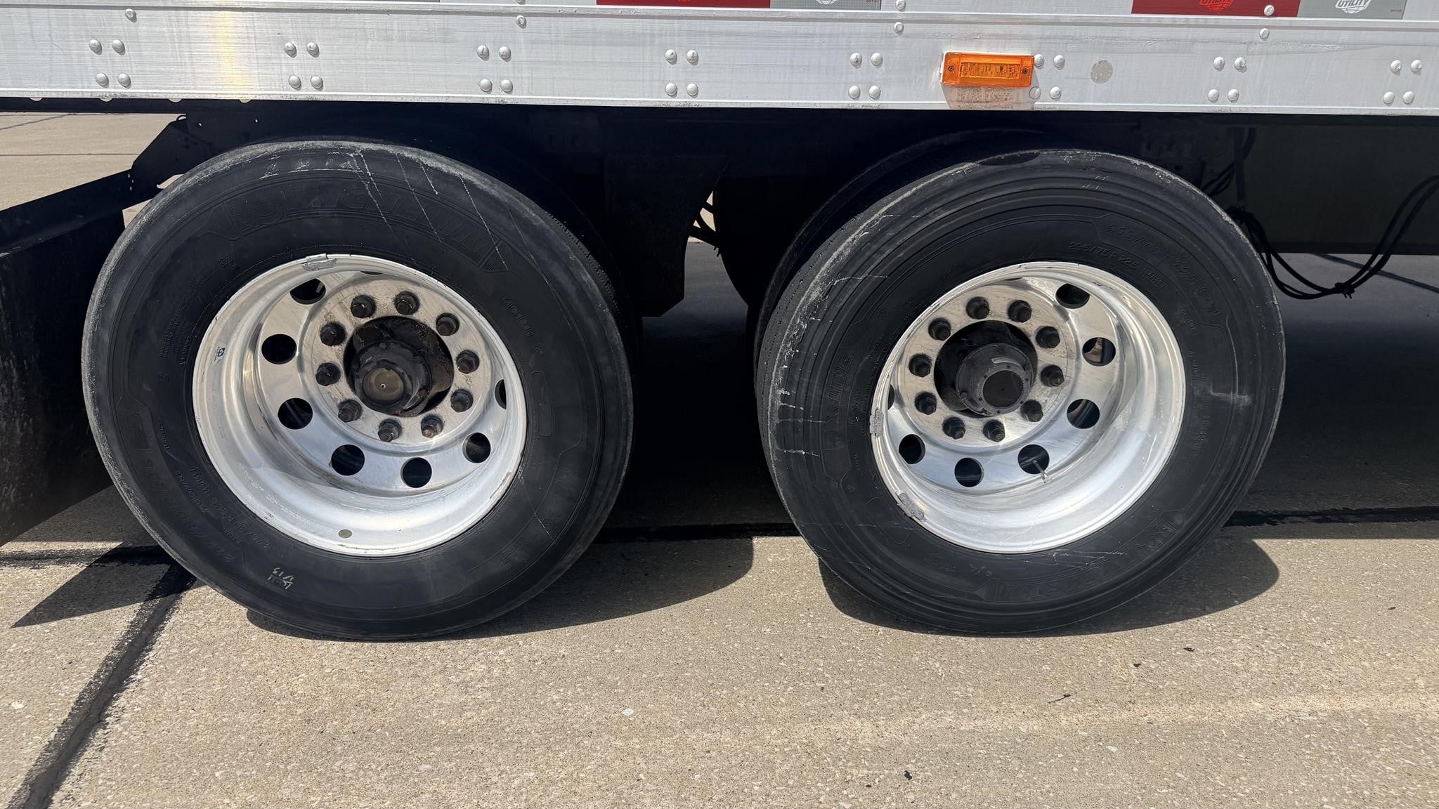 2019 UTILITY 3000R 11031671147 2019 UTILITY 3000R 11031671147