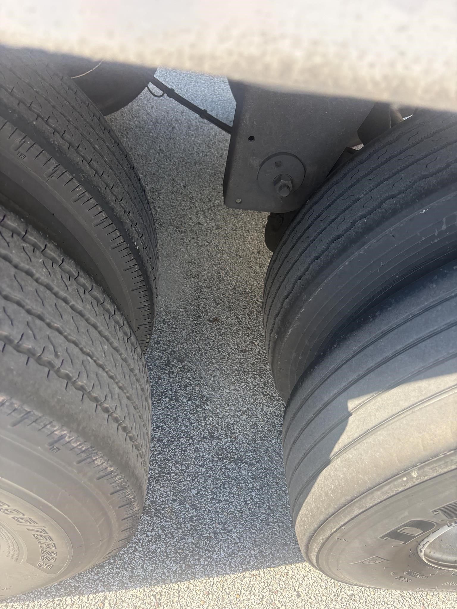 2018 UTILITY 4000D-X 2018 UTILITY 4000D-X - image 3 of 6