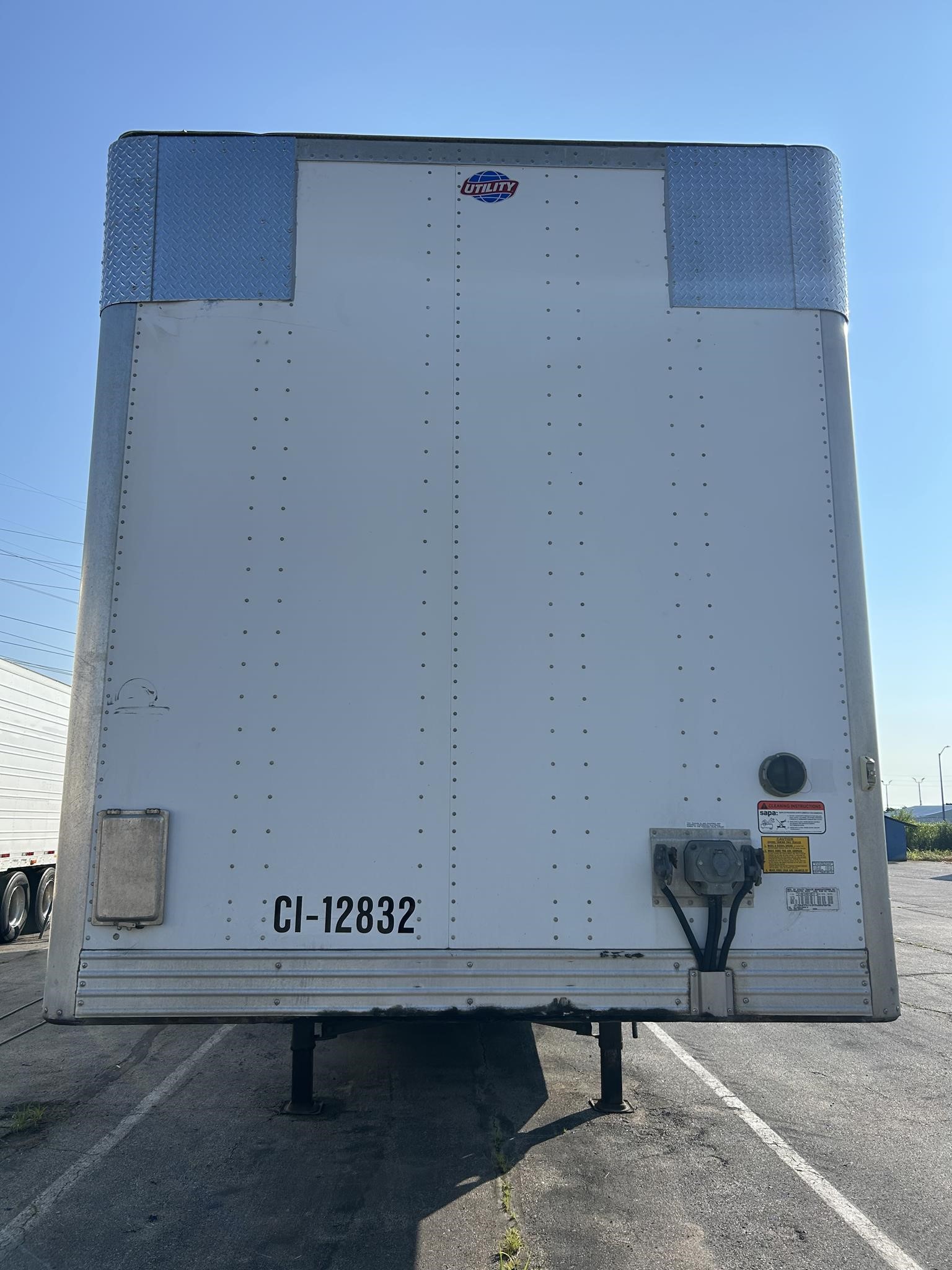 2017 UTILITY 4000D-X 2017 UTILITY 4000D-X - image 3 of 6