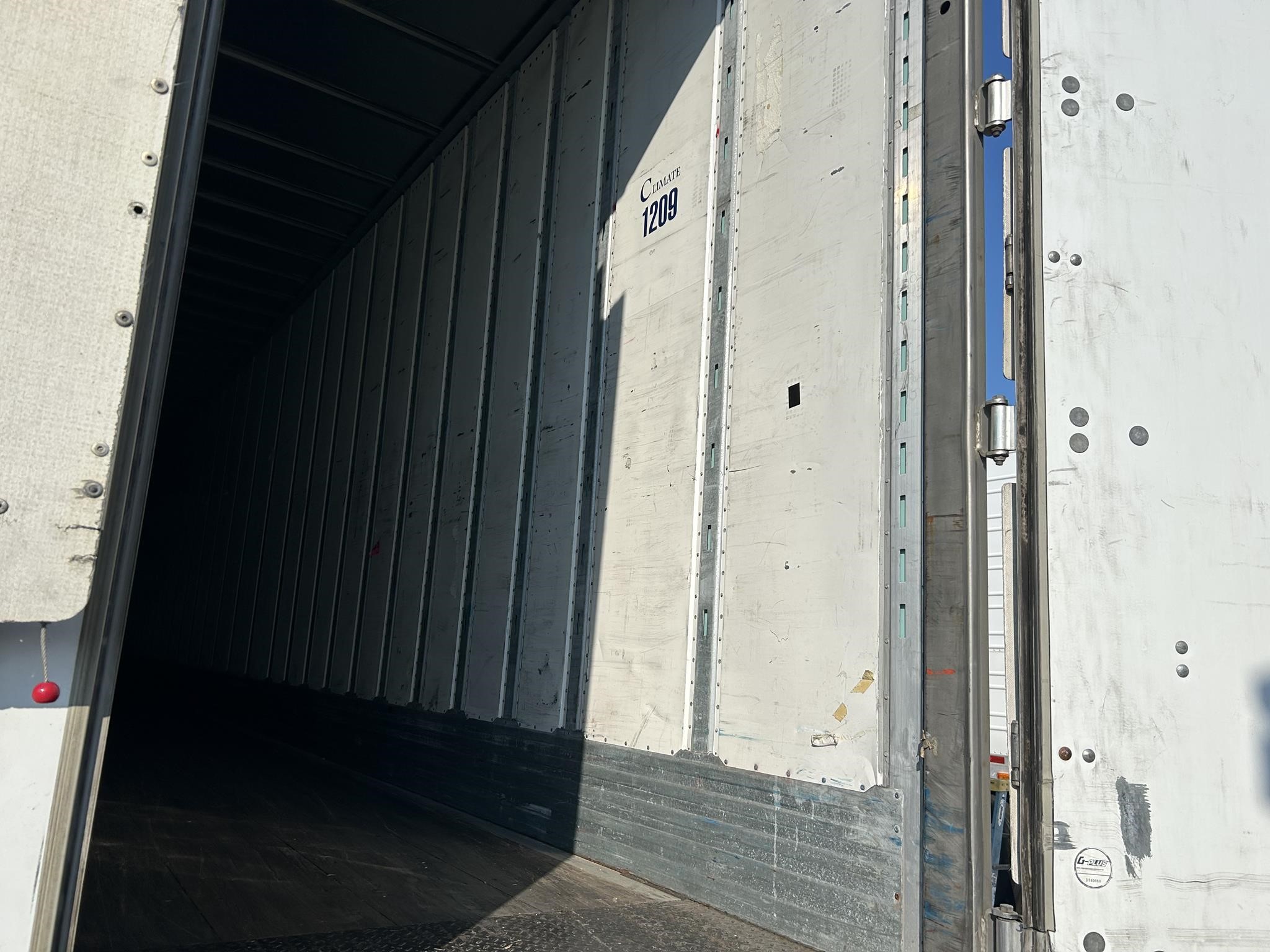 2017 UTILITY 4000D-X 11034473814 2017 UTILITY 4000D-X 11034473814
