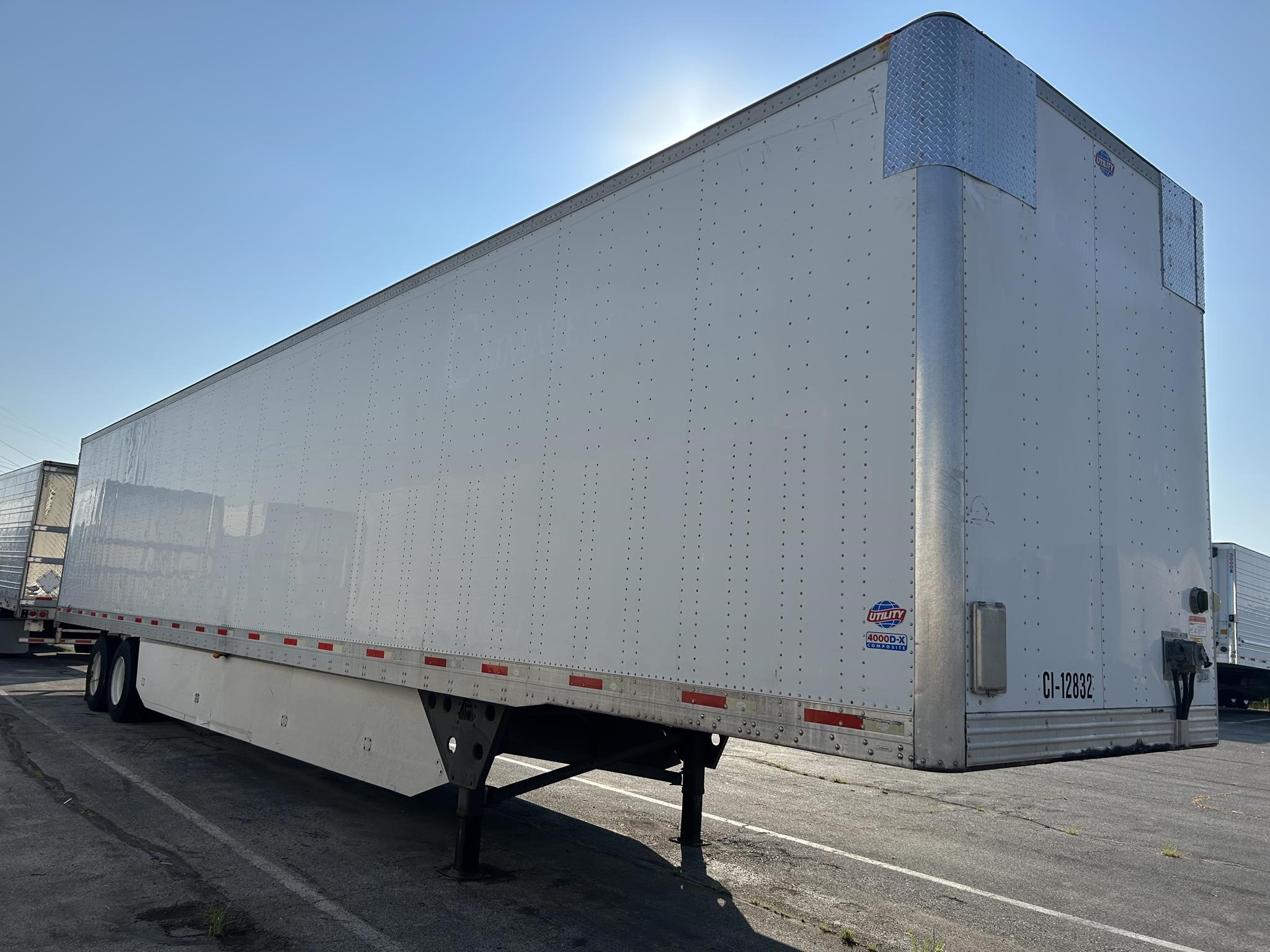 2017 UTILITY 4000D-X 2017 UTILITY 4000D-X - image 1 of 6