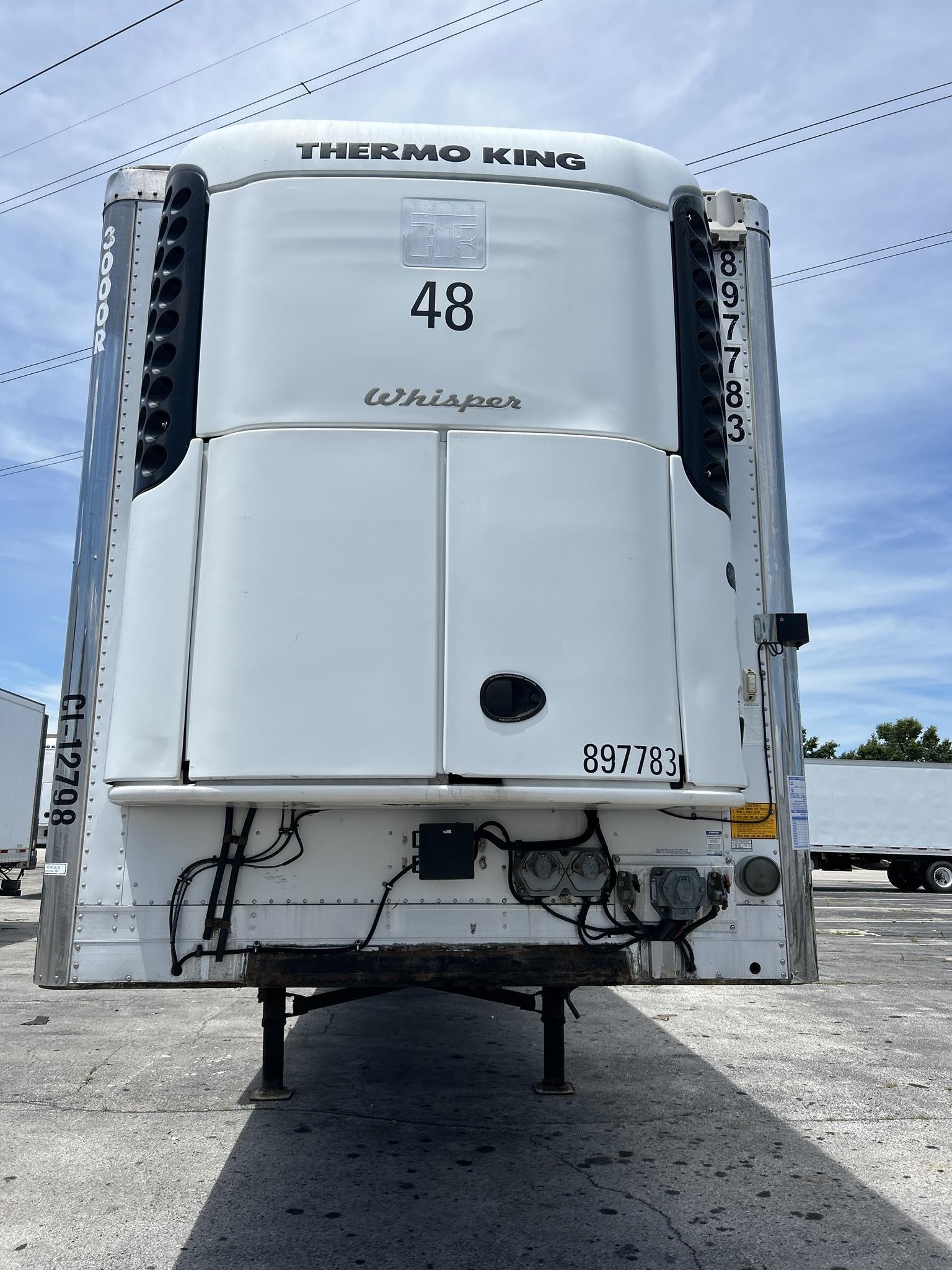 2011 UTILITY 3000R 2011 UTILITY 3000R - image 2 of 6