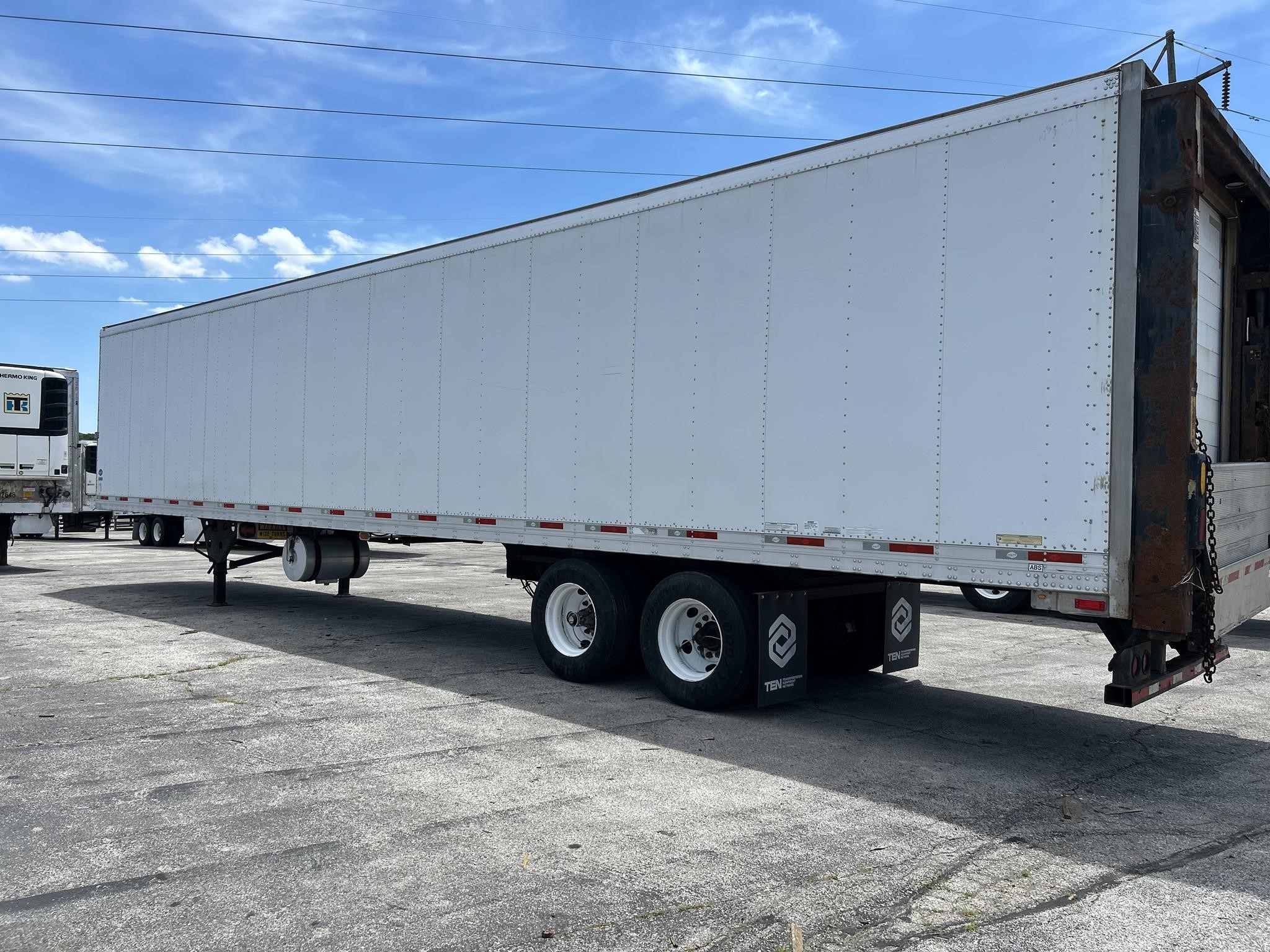 2011 UTILITY 3000R 11034476127 2011 UTILITY 3000R 11034476127