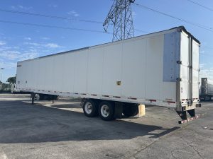 2018 UTILITY 3000R 11034543931