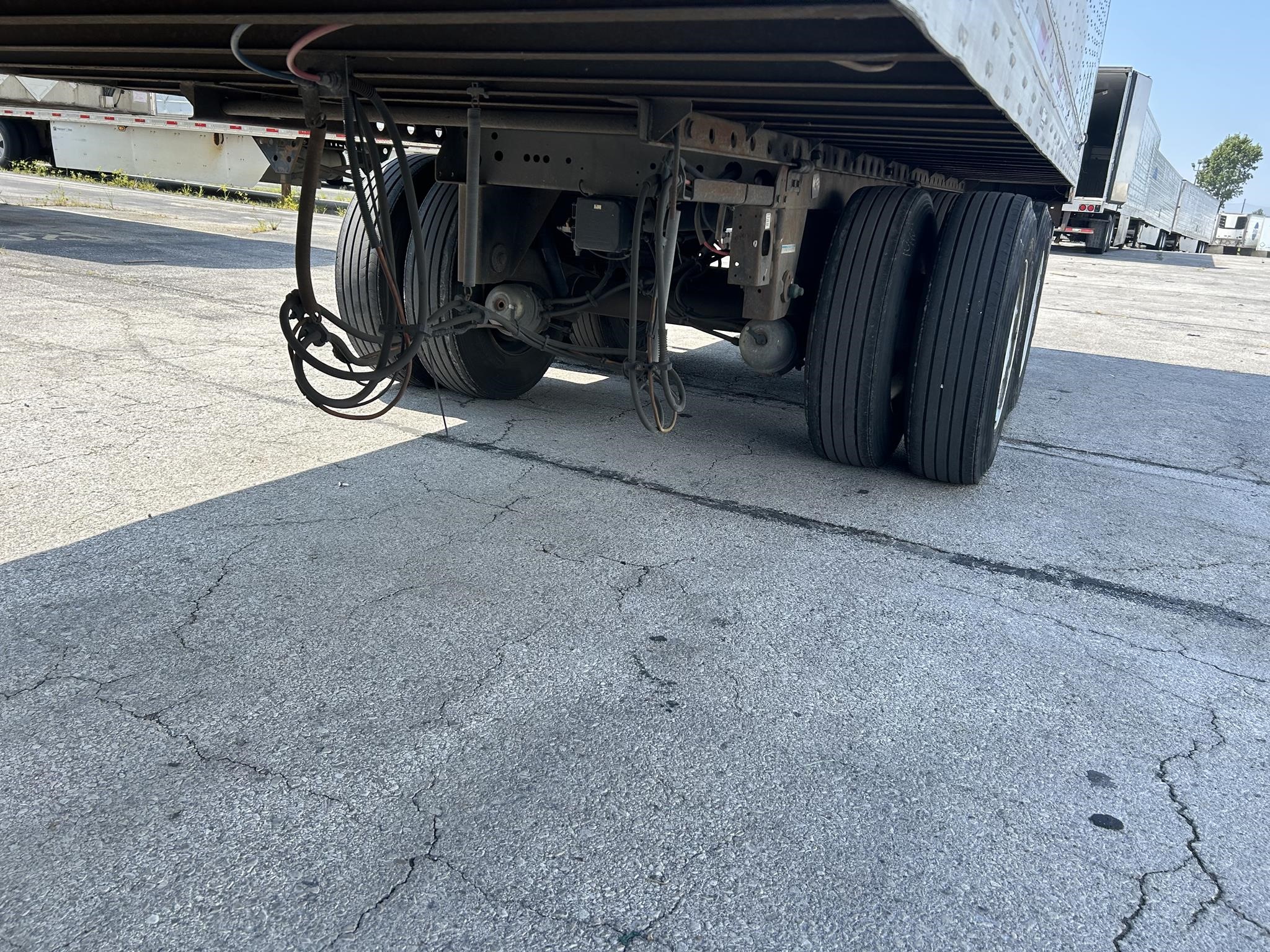 2015 UTILITY 4000D-X 2015 UTILITY 4000D-X - image 3 of 6