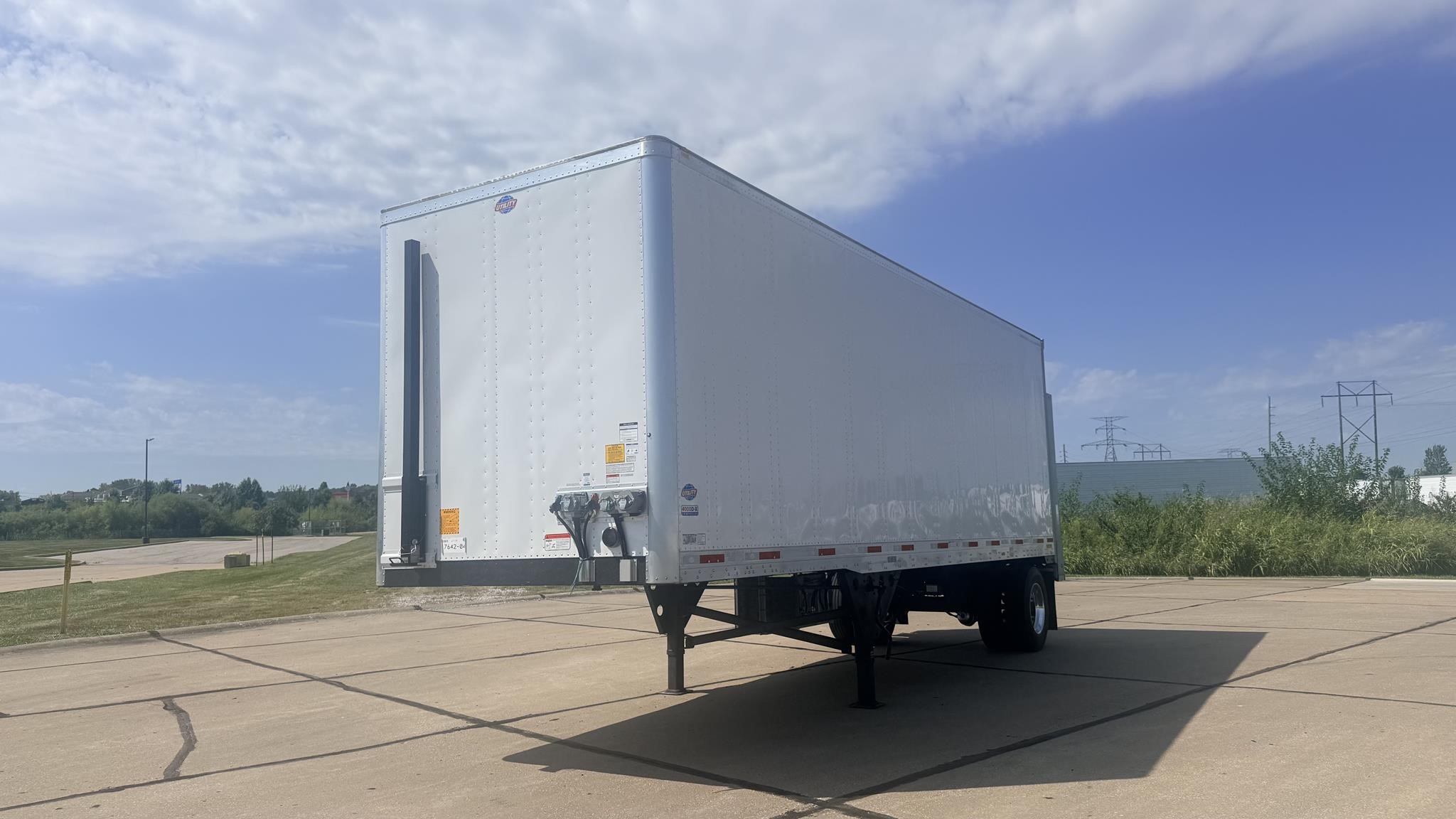 2027 UTILITY 4000D-X 2027 UTILITY 4000D-X - image 3 of 6