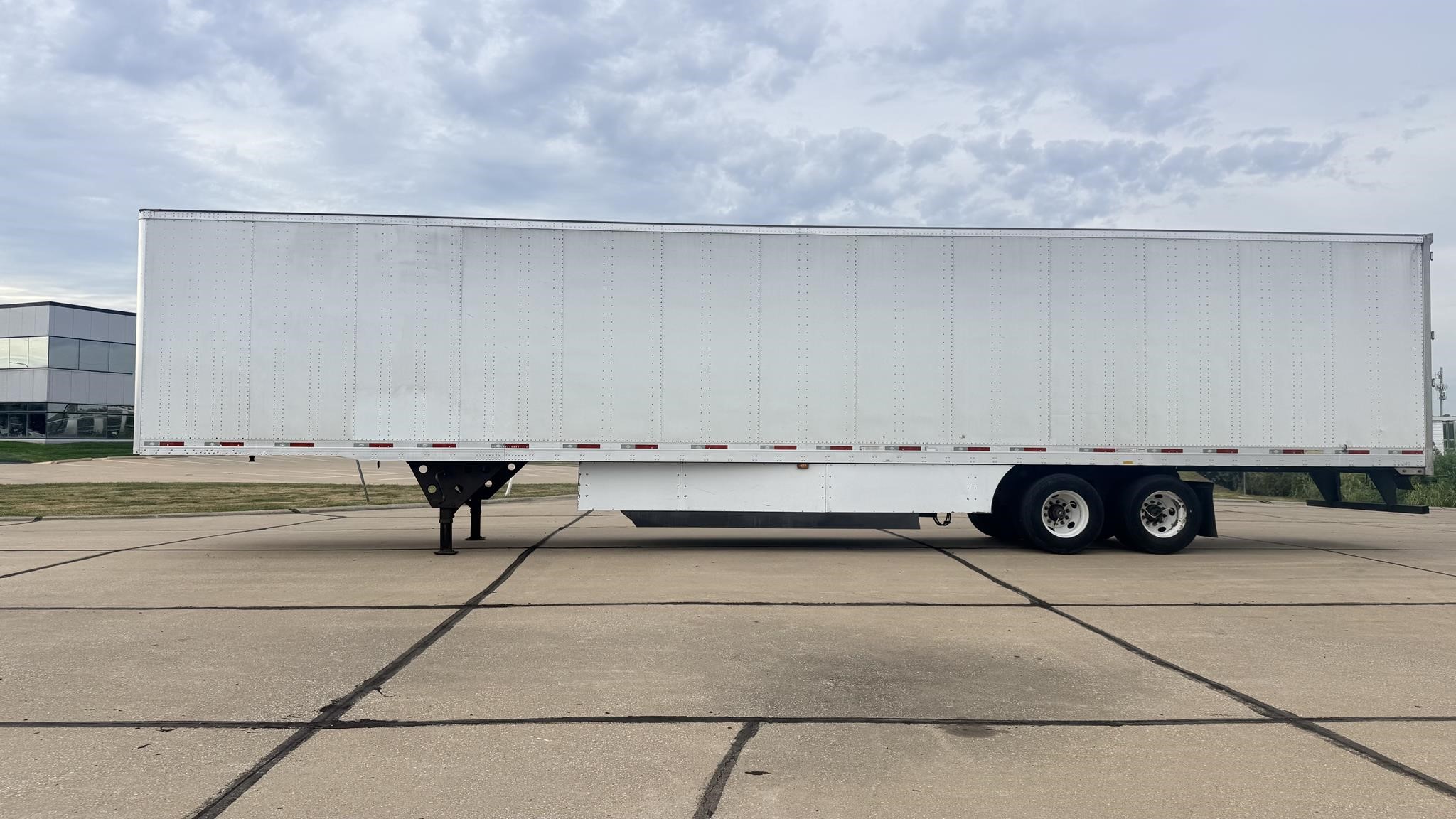2018 UTILITY 4000D-X 2018 UTILITY 4000D-X - image 3 of 6