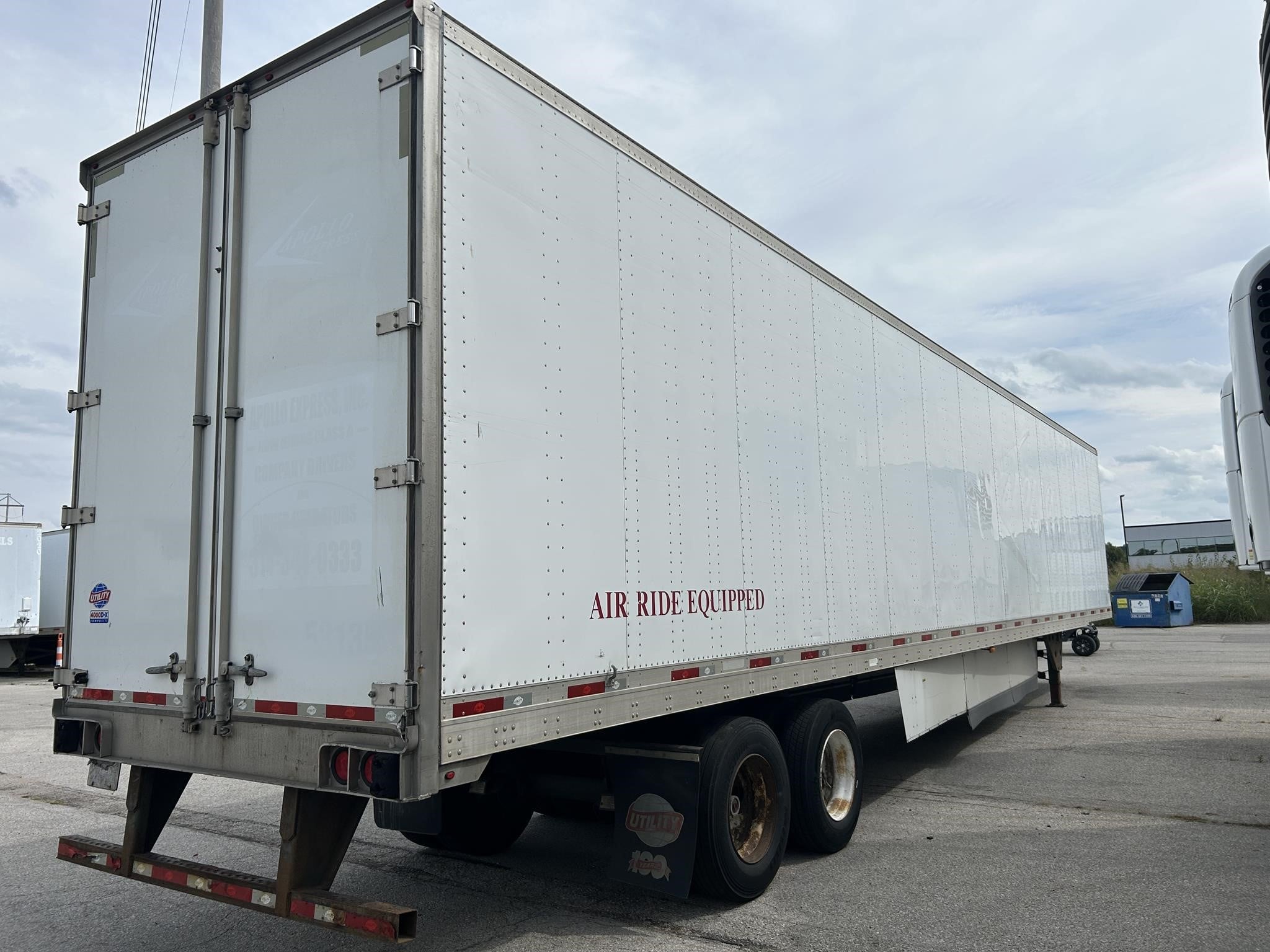 2015 UTILITY 4000D-X 11049851118 2015 UTILITY 4000D-X 11049851118