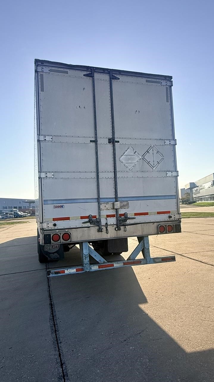 2019 UTILITY 3000R 11055601775 2019 UTILITY 3000R 11055601775