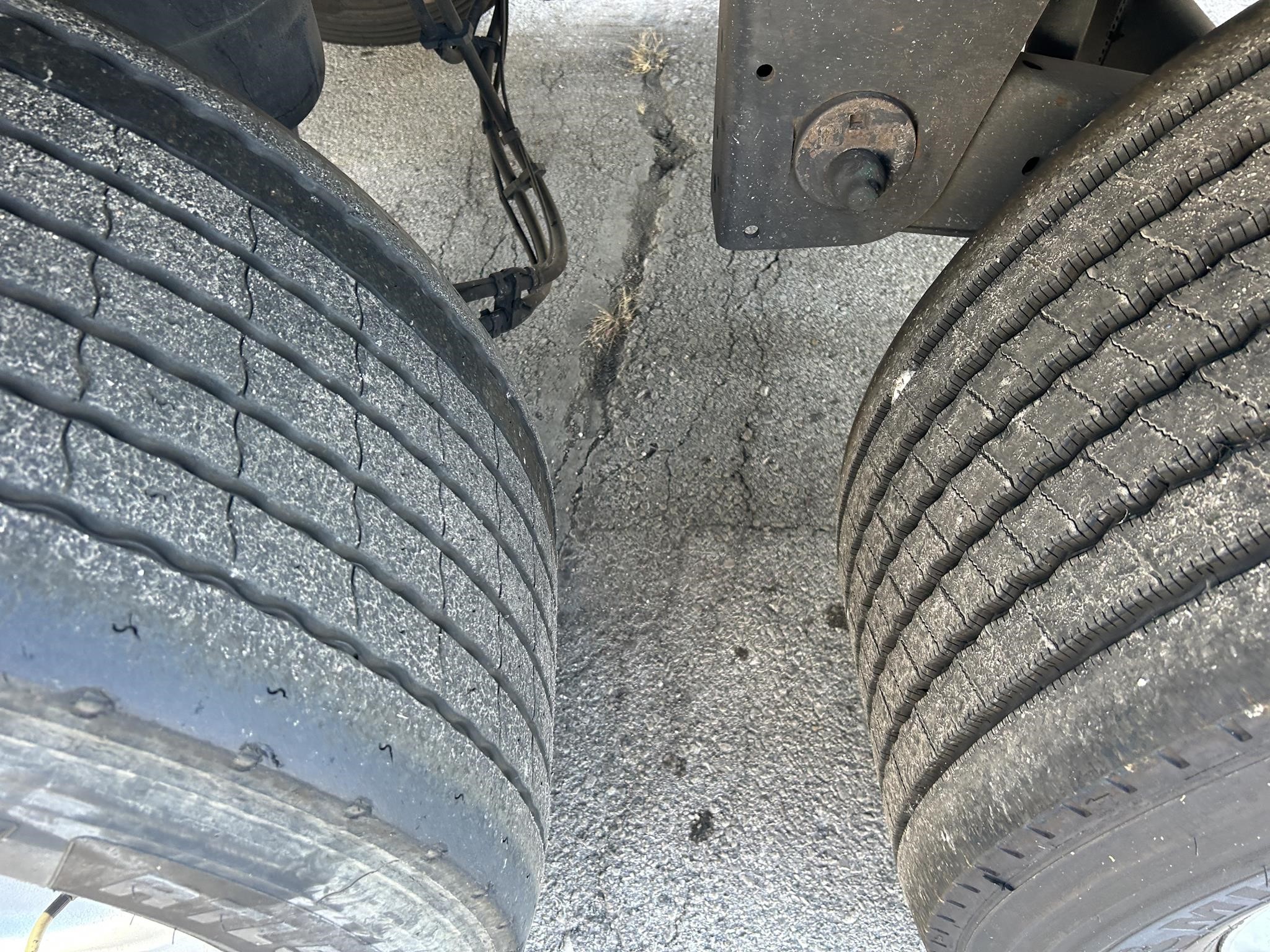 2016 UTILITY 3000R 2016 UTILITY 3000R - image 4 of 6
